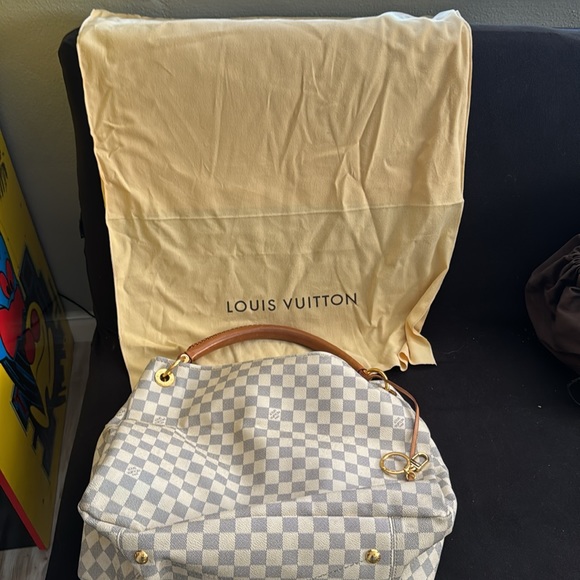 Louis Vuitton Artsy MM Handbag N41174 - Picture 2 of 4